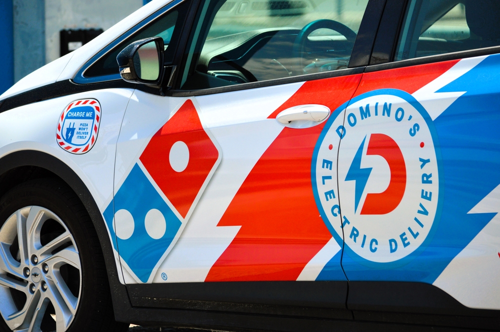 In this blog, we will answer share details on the top 5 industries benefiting from commercial vehicle wraps.